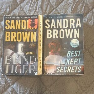 Sandra Brown Novel Set - Blind Tiger & Best Kept Secrets